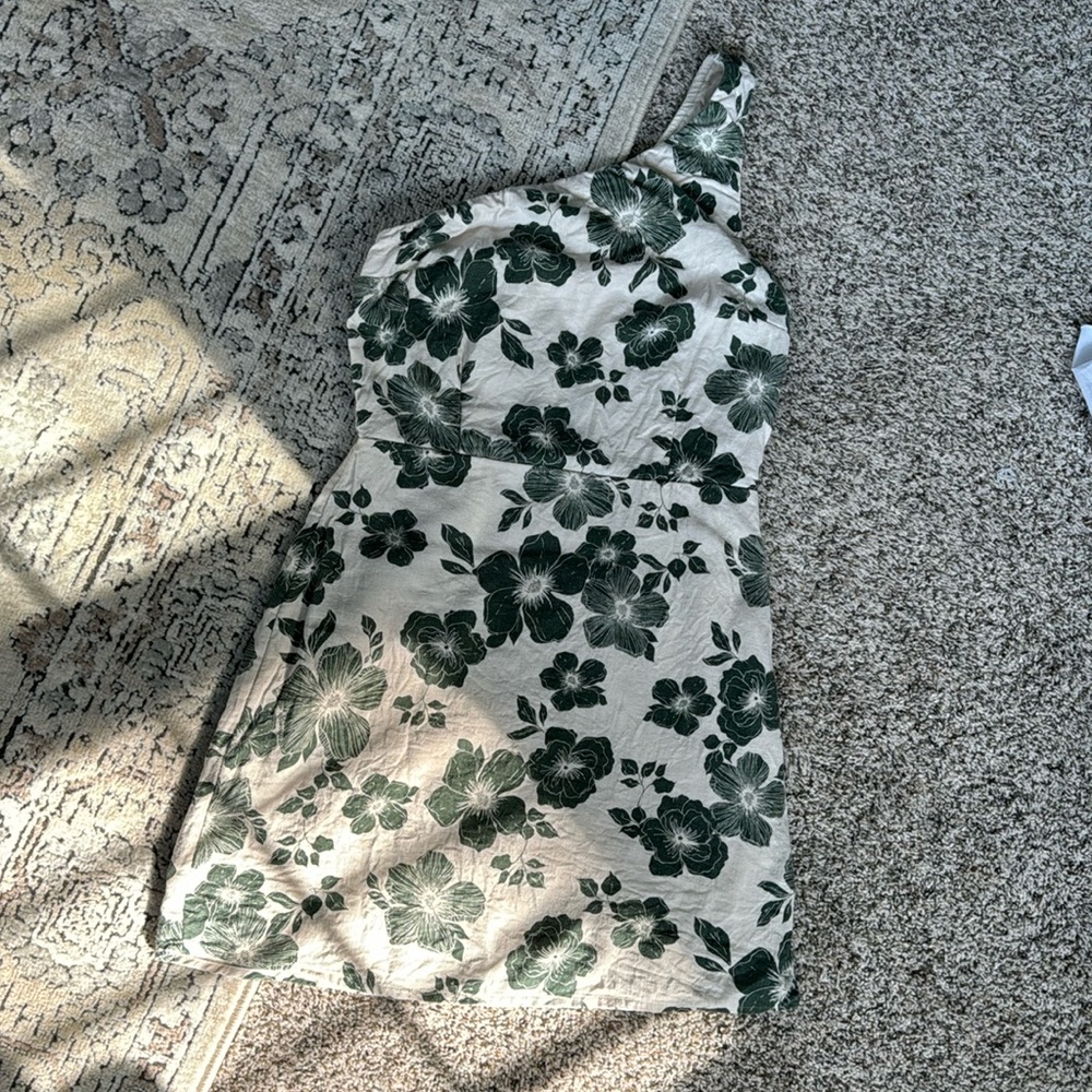 One should Abercrombie floral linen blend dress